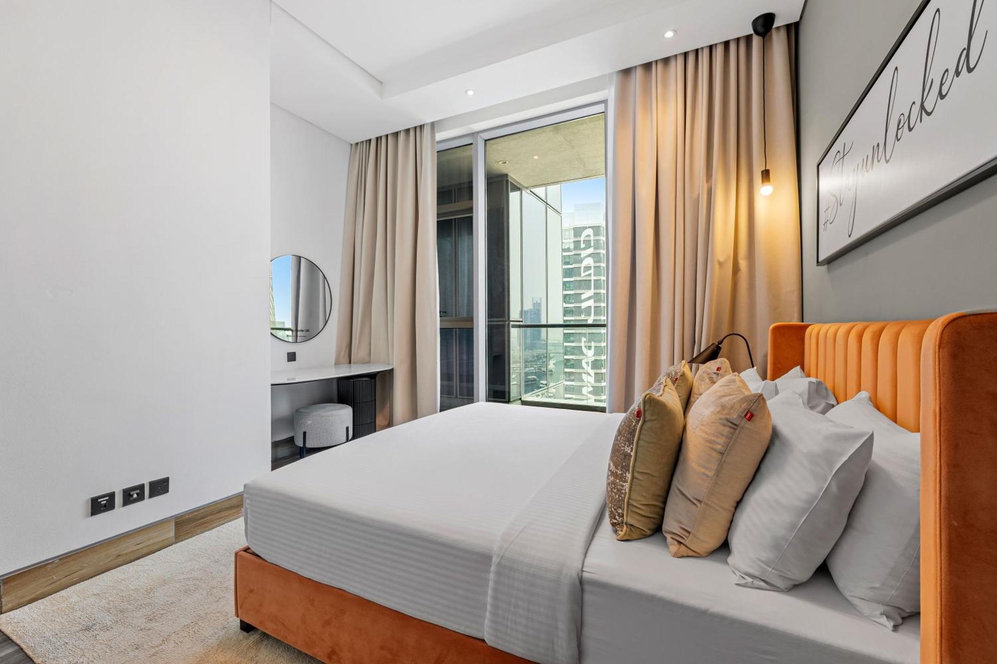 Unlock J One Downtown Dubai Apartment Exterior photo